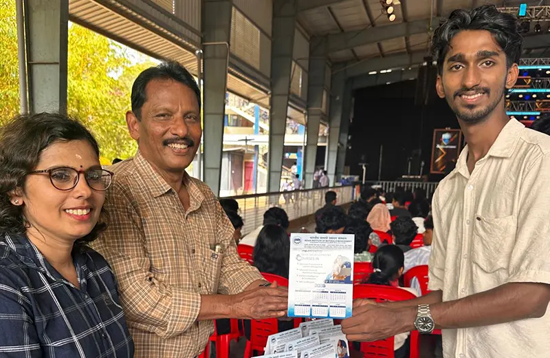 IIMM at Spectrum inter state management fest by Holy Grace College, Mala. Students with IIMM.